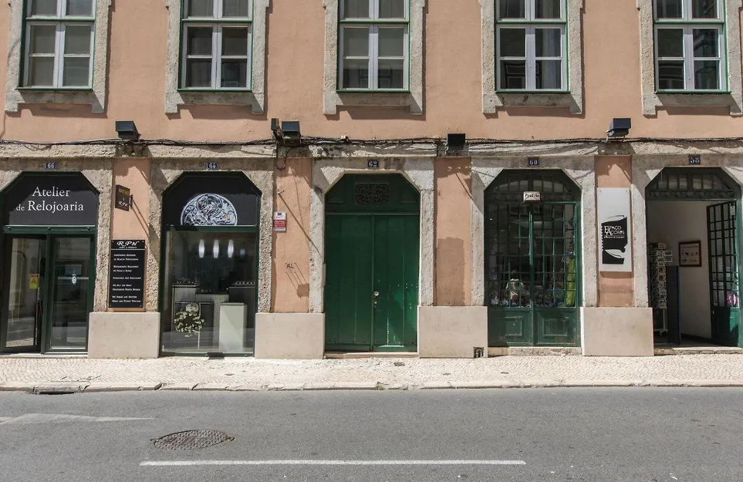 Elegant 2Bdr Flat In Historic Baixa By Lovelystay-1